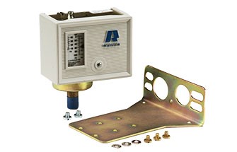 O16-107 O16-107 Ranco Low Pressure Control 10"-100psi / from RANCO