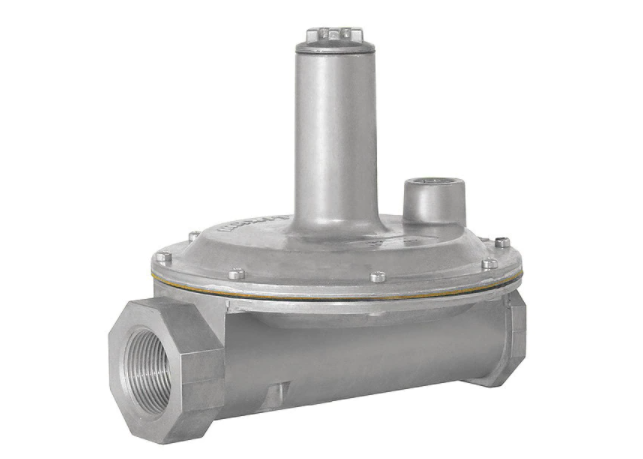 325-7A-1010-0001 325-7A-1010-0001 Maxitrol 1-1/4" Gas Reg 10 PSI 4-12" WC f