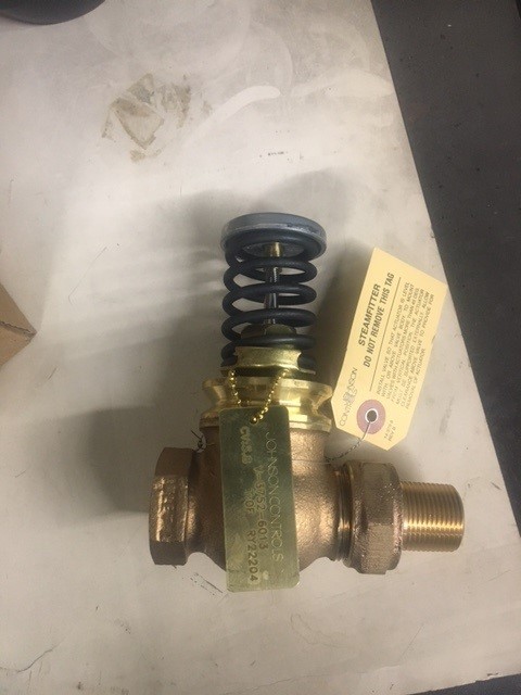 V-3752-6013 V-3752-6013 Johnson Controls Union globe valve. 3/4 straight. f