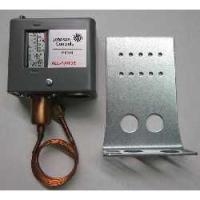 P72AA-27C P72AA-27C Johnson Ref Press Sw Fan Cycling DPST from JOHNSONCON